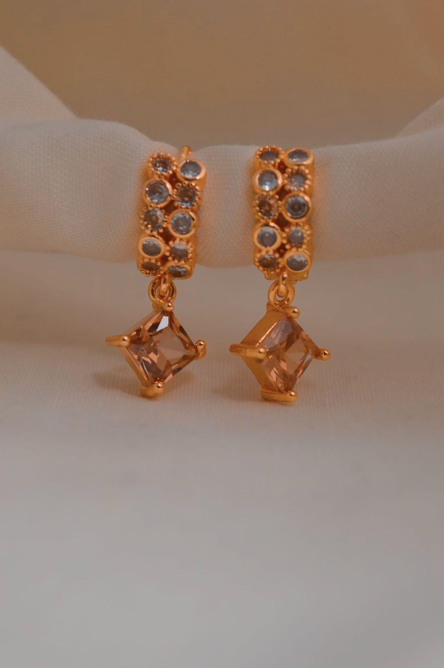 DIGITAL ZIRCON EARRING-09 (GOLDEN)